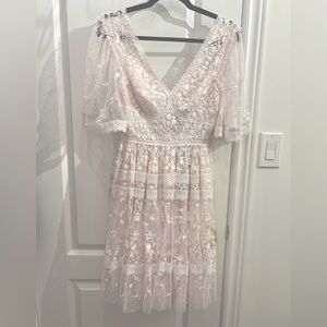 NWT Needle & thread Sweetheart Lace Mini Dress